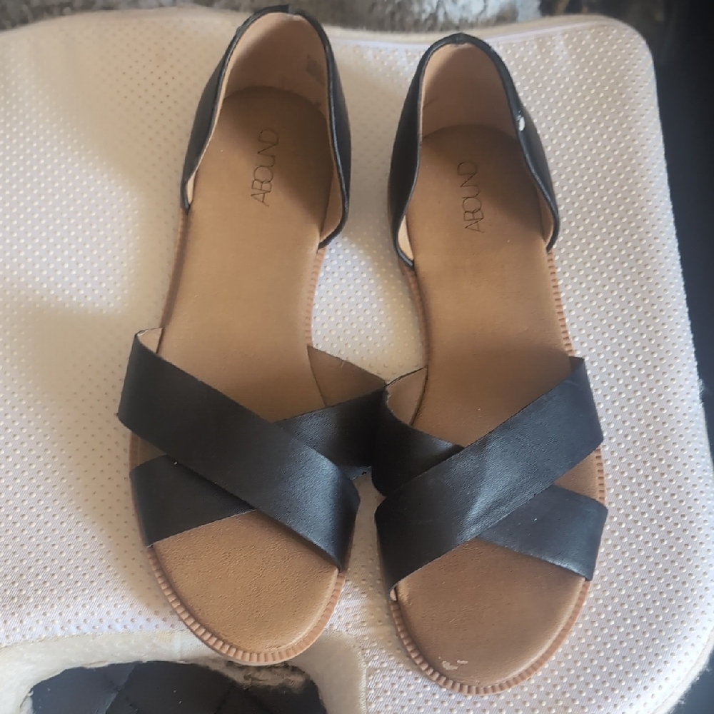 Abound Black Platform Slide Sandals Size 8 | Chunky Flat Sandals